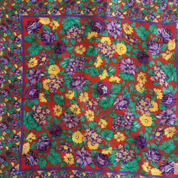 100% Silk Talbots Floral Scarf - Packaged in Burberry Box - Picture 3 of 8